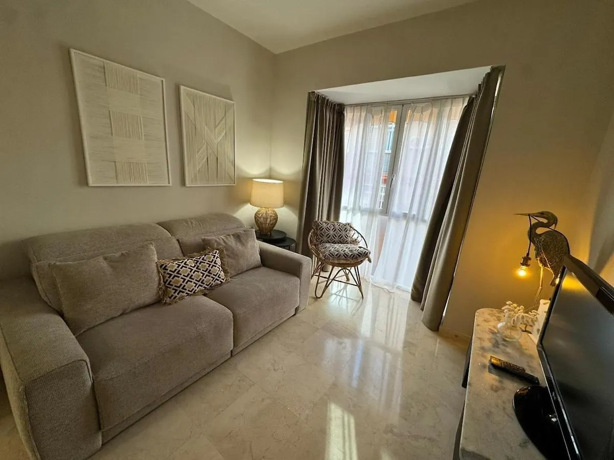 Apartment Centrally Located Flat In Malaga - Capuchinos