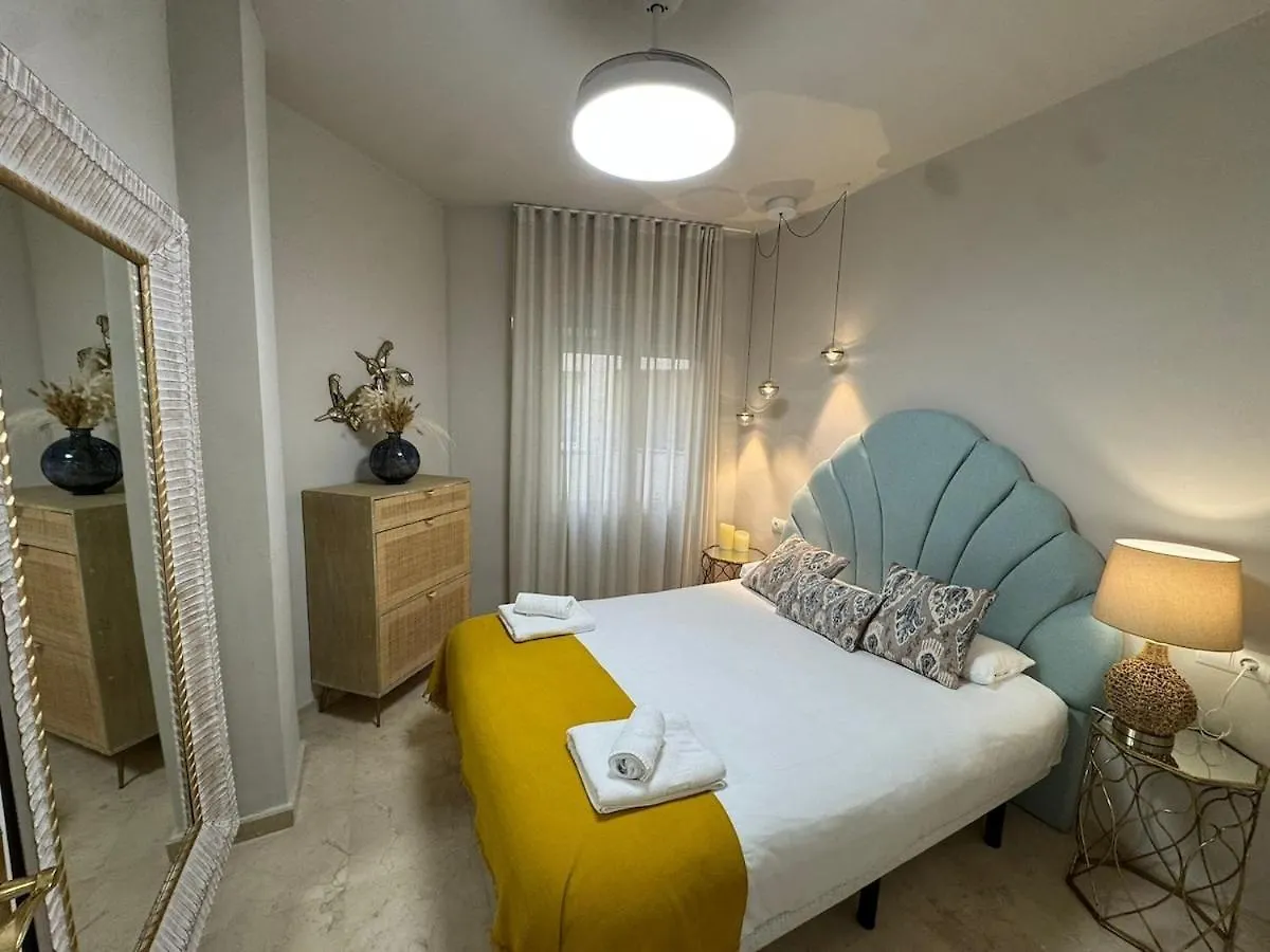 Centrally Located Flat In Malaga - Capuchinos 0*,